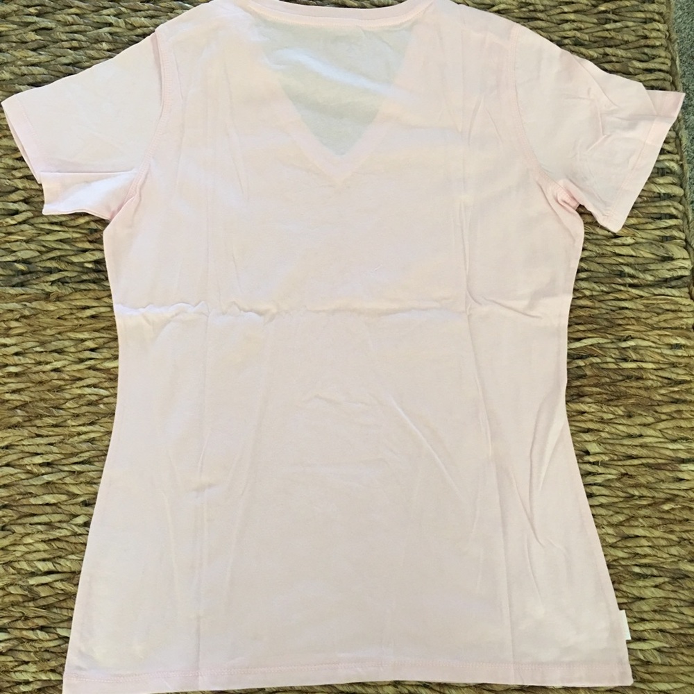 Antigua short sleeved t-shirt. NWT. V-neck. Cotton. Fitted.Pink. BUNDLE 4/$30 - Picture 2 of 7